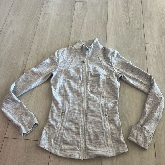 Lululemon women’s jacket size 6 - Picture 1 of 7